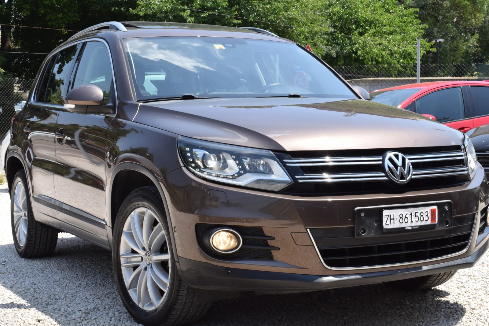 VW Tiguan 2.0ШВЕЙЦАРИЯ/LUX/4x4/КОЖА/ПАНОРАМА/LED/КСЕНОН/НАВИ - изображение 3