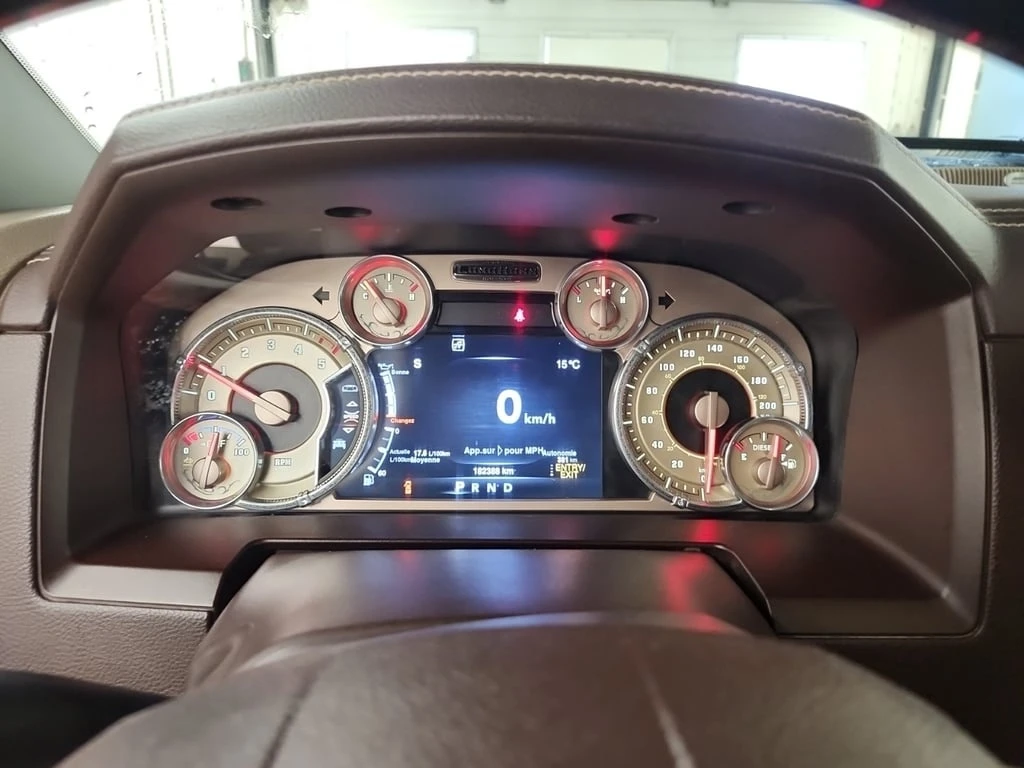 Dodge RAM 1500 * LONGHORN CREW CAB STD BED * CARFAX * БЕЗ ПЪРВОНА - изображение 10