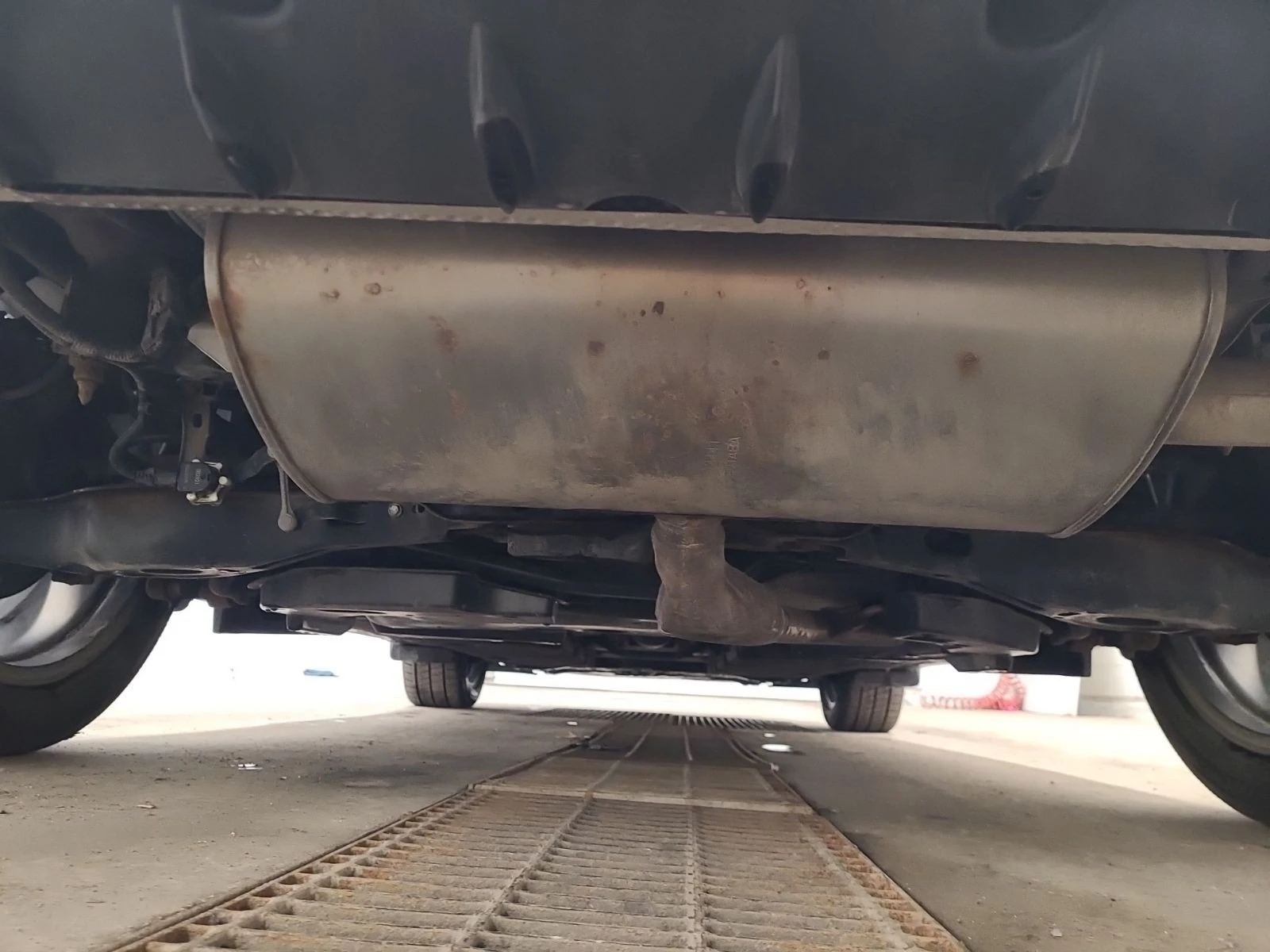 Lexus UX 250h CARFAX    | Mobile.bg   16