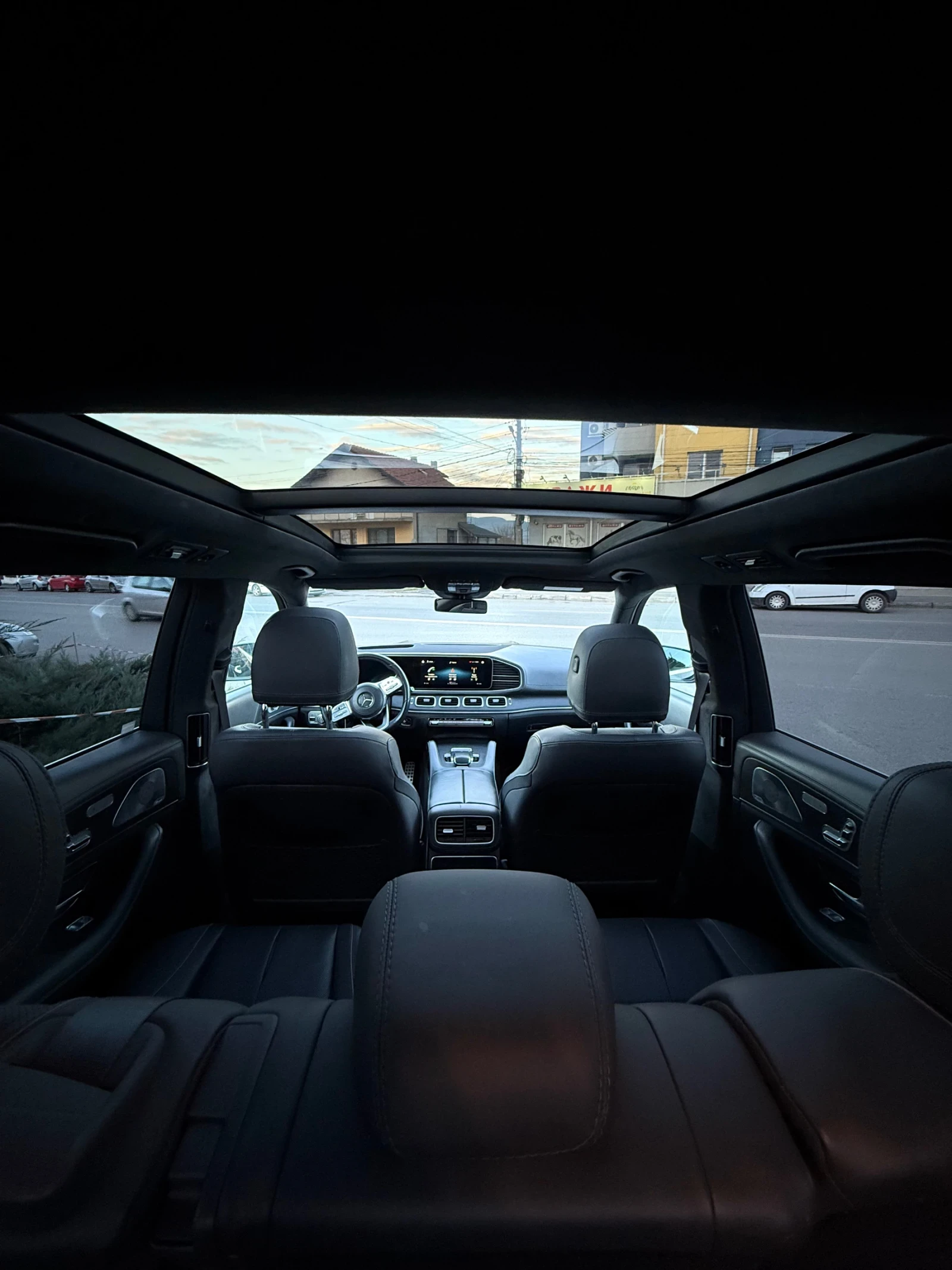 Mercedes-Benz GLS 400 AMG/6+ 1/Burmester/Обдухване/Панорама/Head-Up/ - изображение 9