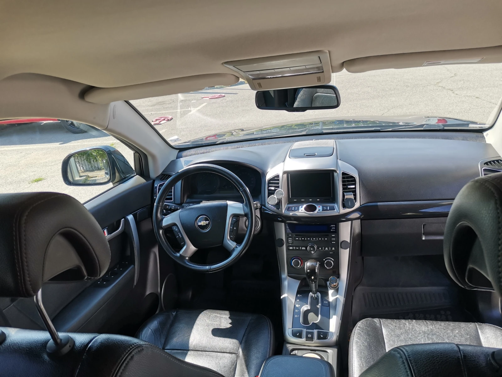 Chevrolet Captiva 3.0i V6, снимка 15 - Автомобили и джипове - 55848450