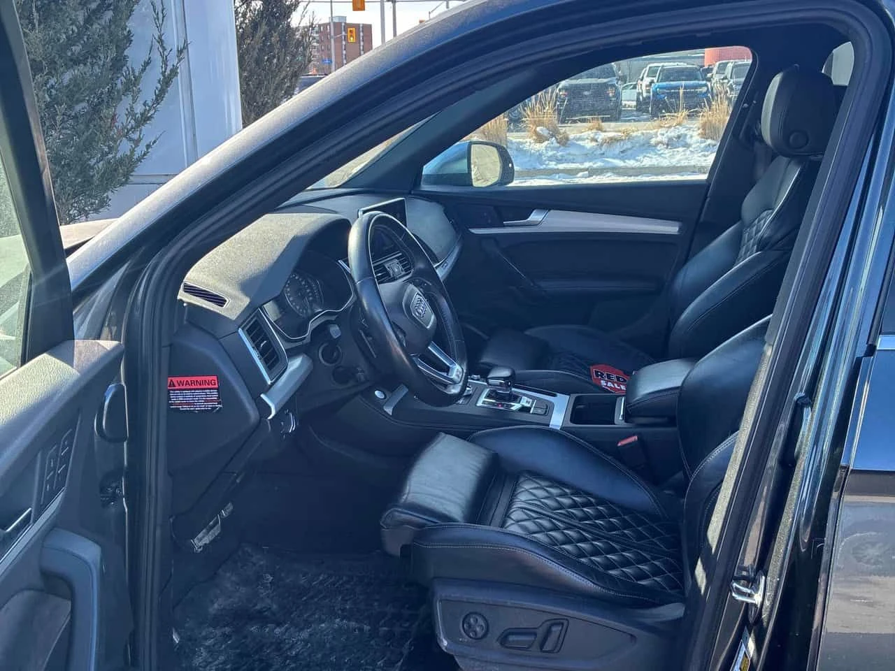 Audi SQ5  Progressiv / CARFAX /LED /PANO / NAVI /MASSAGE , снимка 5 - Автомобили и джипове - 53739883