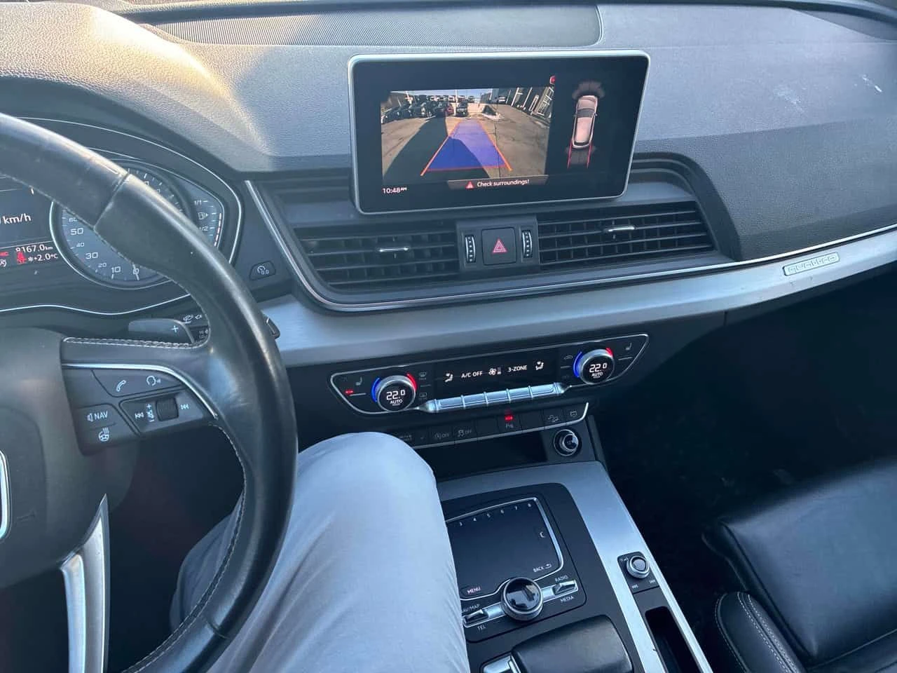 Audi SQ5  Progressiv / CARFAX /LED /PANO / NAVI /MASSAGE , снимка 9 - Автомобили и джипове - 53739883