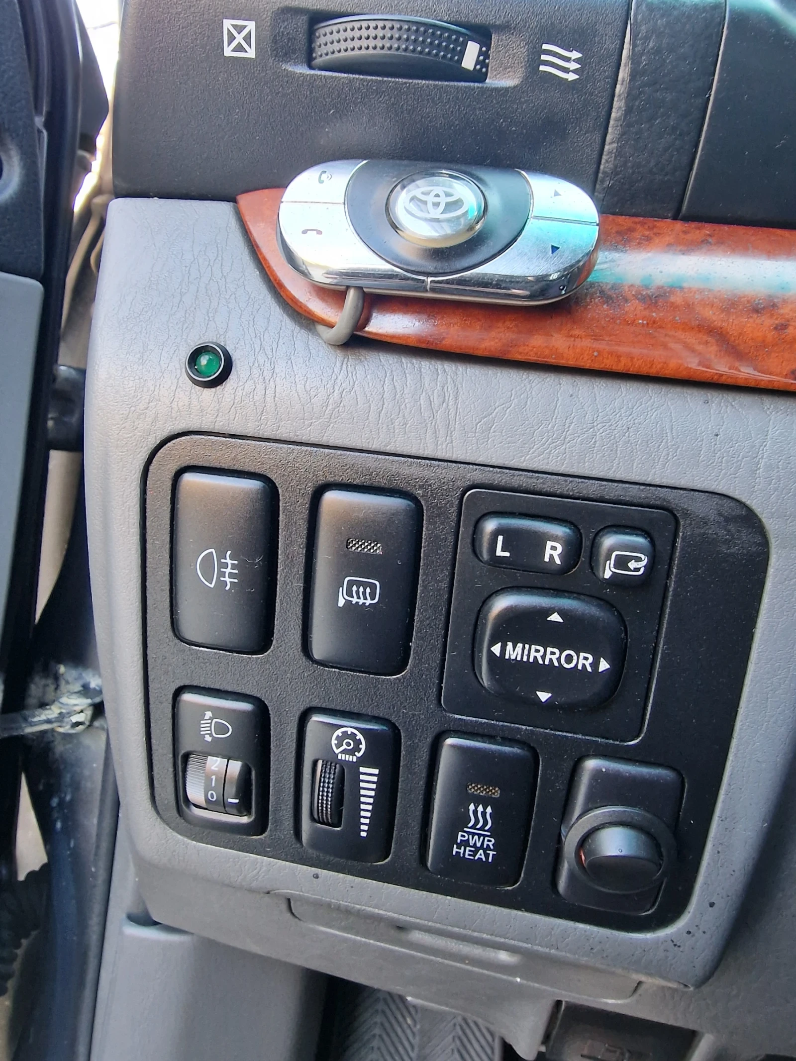 Toyota Land cruiser 3.0d4d 166к.с., снимка 15 - Автомобили и джипове - 53844616