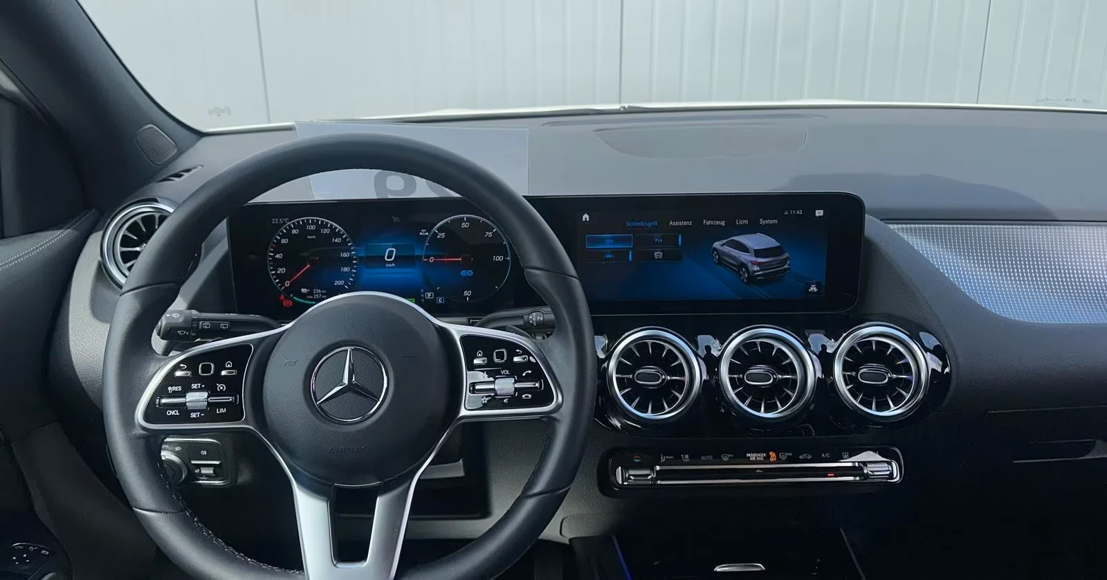 Mercedes-Benz EQA 250* LED* CAMERA* CARPLAY* , снимка 9 - Автомобили и джипове - 53957962