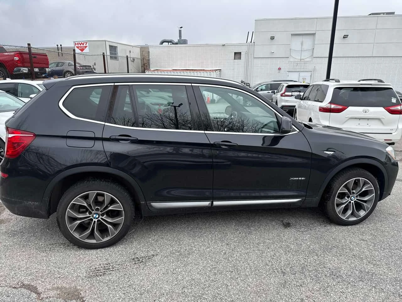 BMW X3 * ГЛАВНО ПРЕДСТАВИТЕЛСТВО* КАМЕРА* ПОДГРЕВ* , снимка 3 - Автомобили и джипове - 54169201