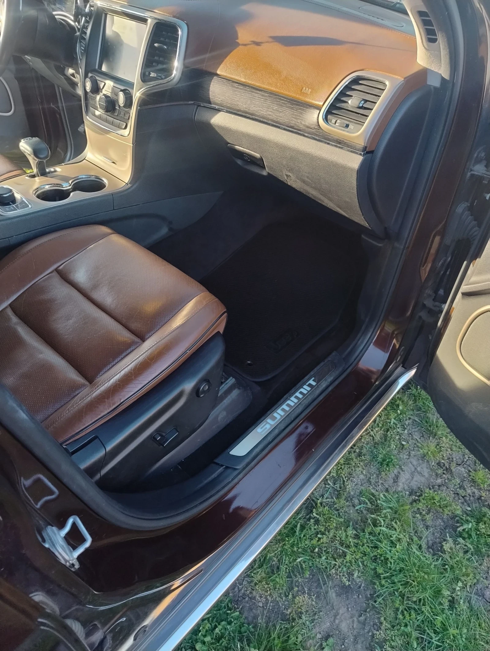 Jeep Grand cherokee 3, 6 SUMMIT , снимка 13 - Автомобили и джипове - 54315850