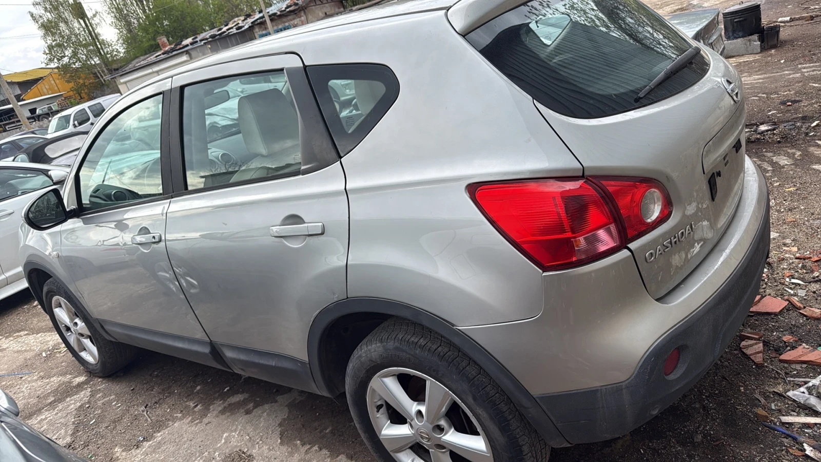 Nissan Qashqai, снимка 3 - Автомобили и джипове - 54466548