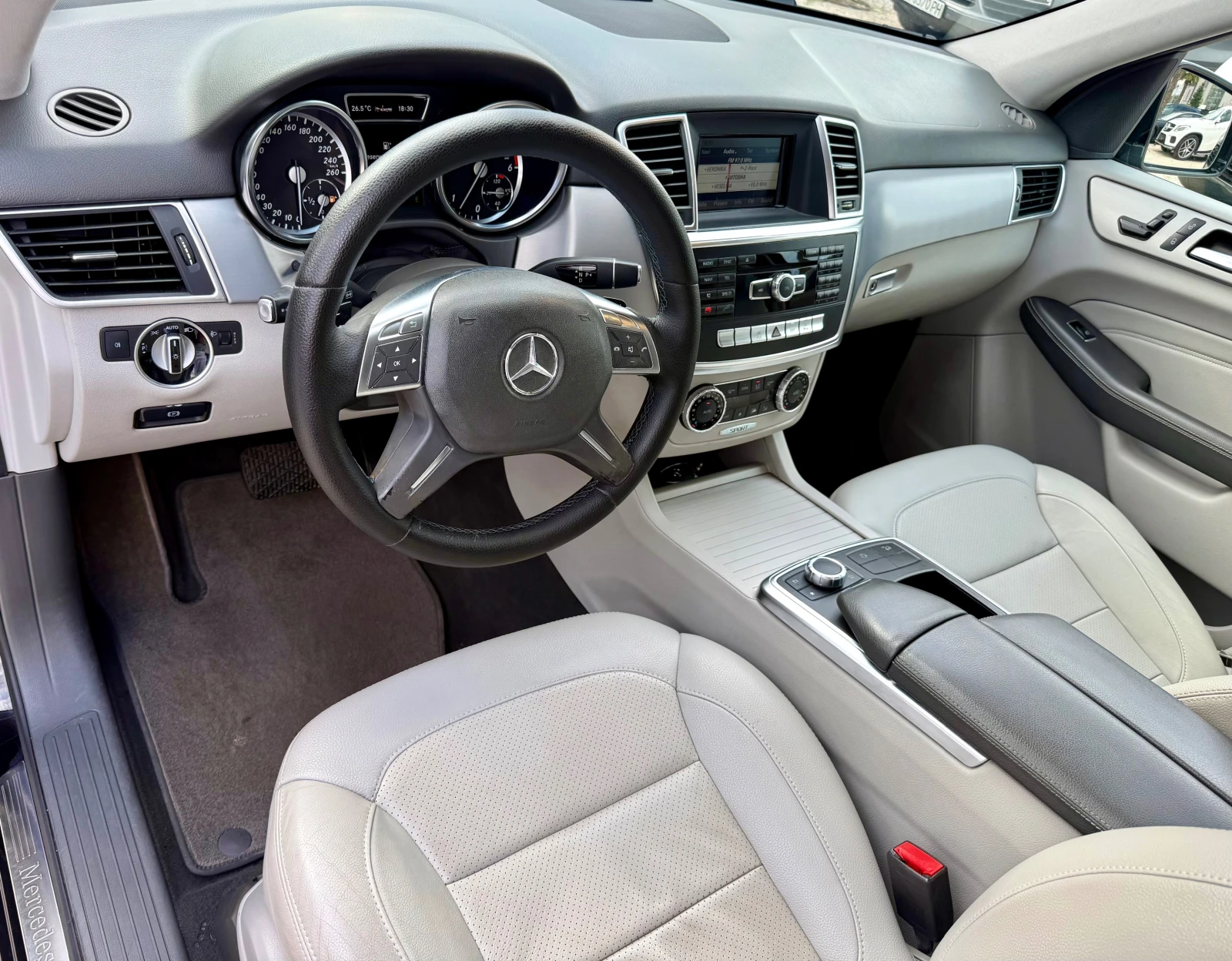 Mercedes-Benz ML 250, снимка 9 - Автомобили и джипове - 55268675