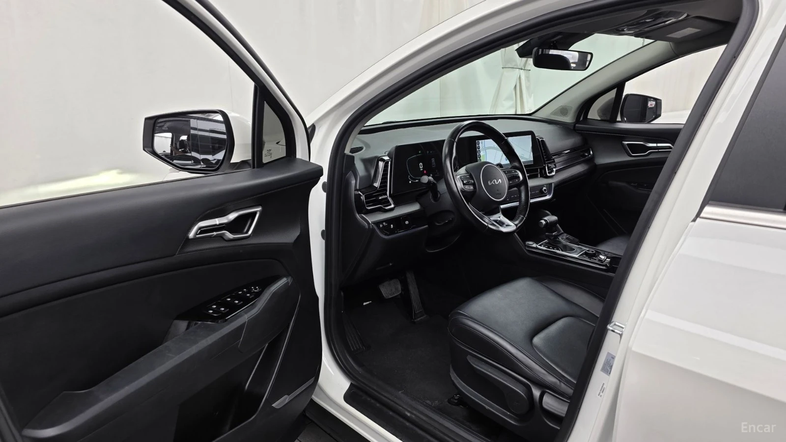Kia Sportage 1.6 Turbo 2WD* КОЖА* ПОДГРЕВ* НАВИ* КАМЕРА, снимка 8 - Автомобили и джипове - 55564657