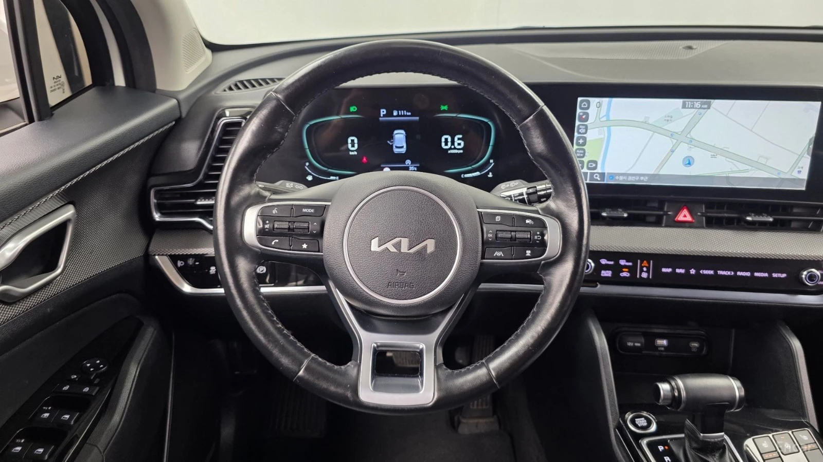 Kia Sportage 1.6 Turbo 2WD* КОЖА* ПОДГРЕВ* НАВИ* КАМЕРА, снимка 11 - Автомобили и джипове - 55564657