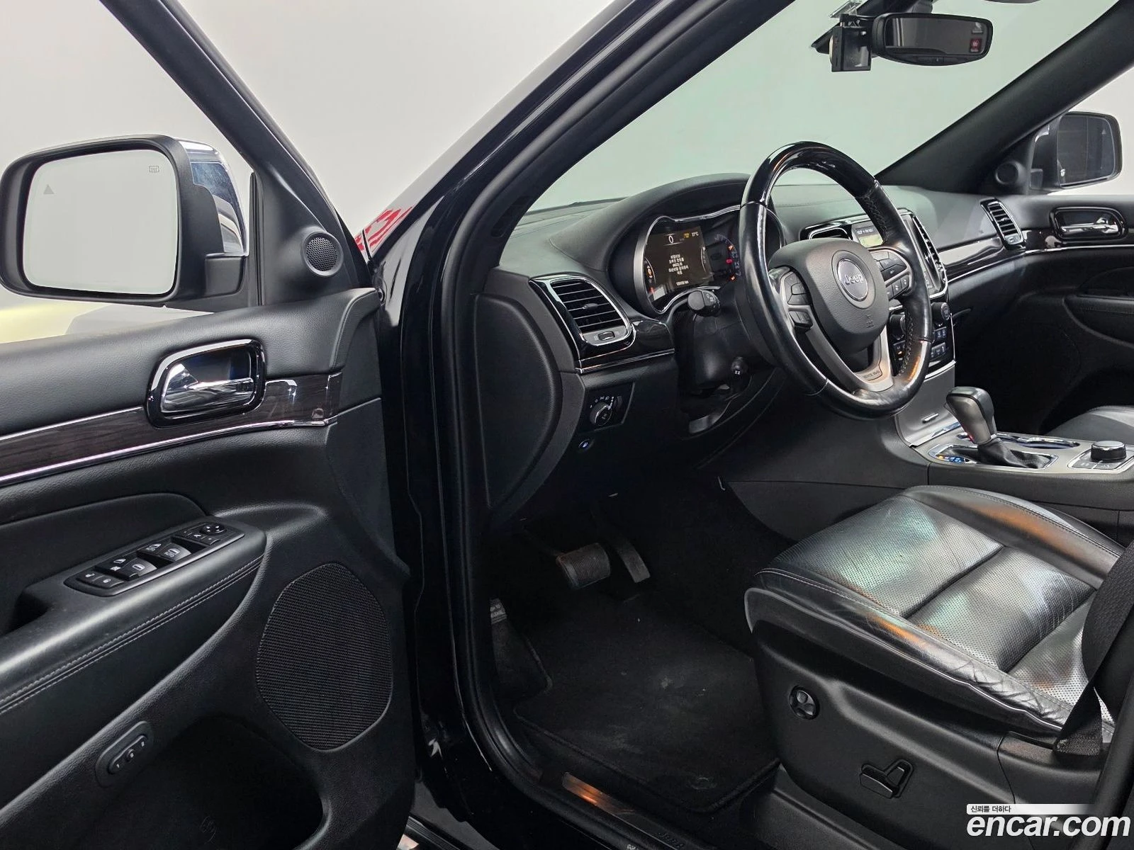 Jeep Cherokee 3.6 Overland* �������� ������ ������� | Mobile.bg � ����������� 10