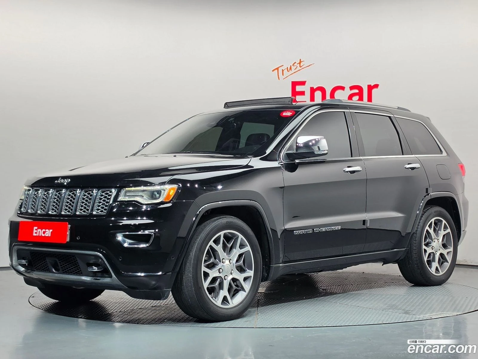 Jeep Cherokee 3.6 Overland* ВКЛЮЧЕНИ ВСИЧКИ РАЗХОДИ
