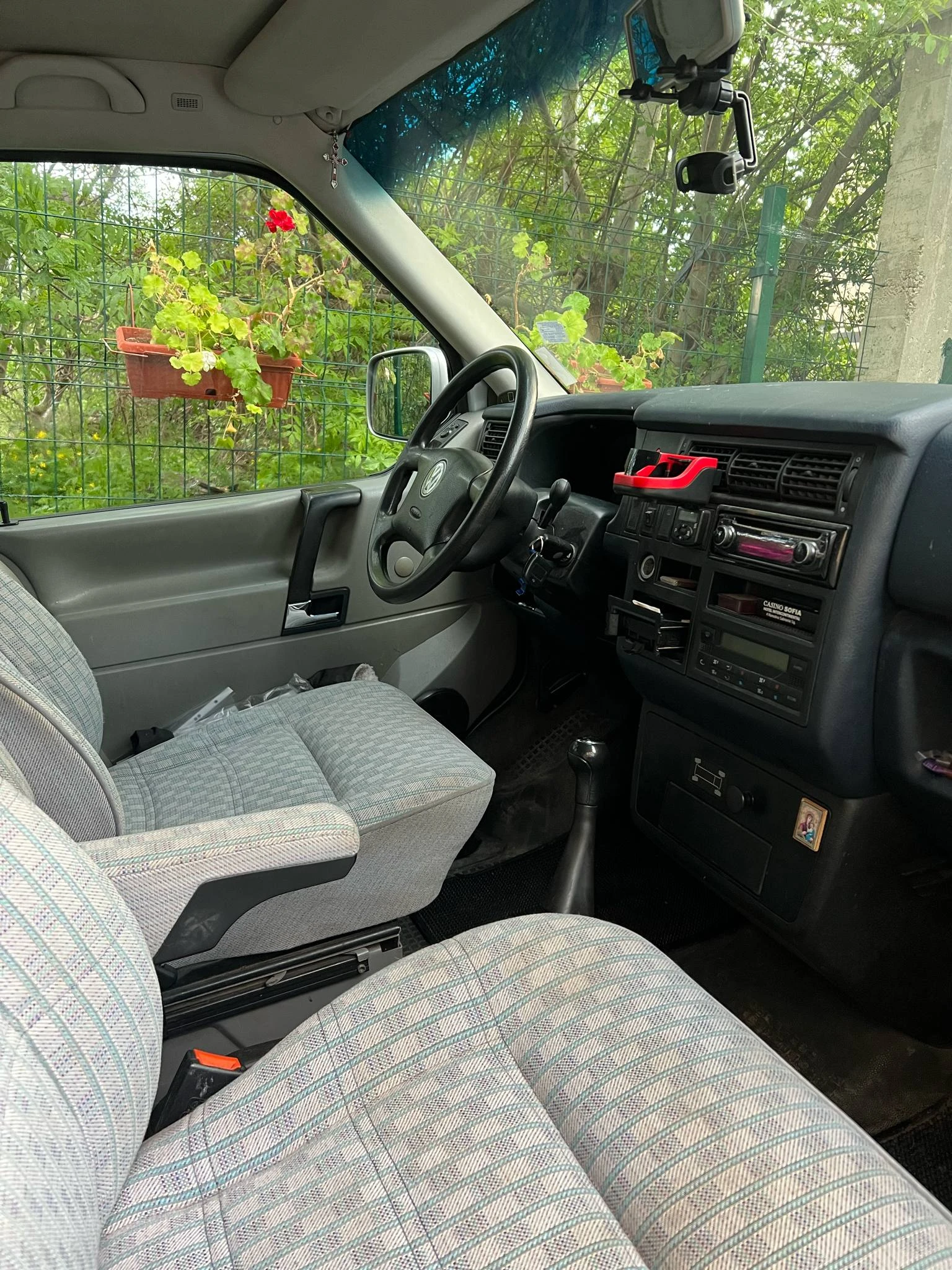 VW Multivan 2.5 TDI - изображение 8