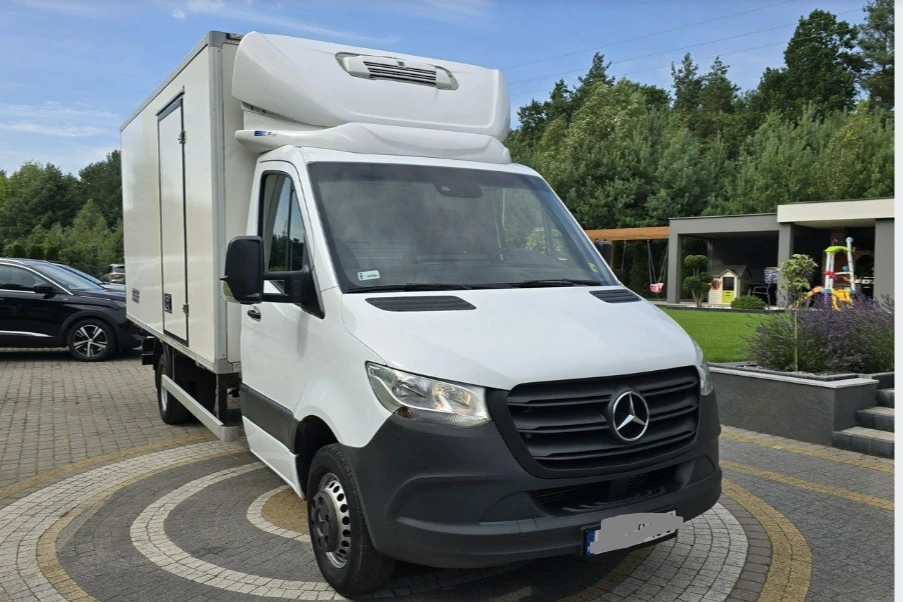 Mercedes-Benz Sprinter 519 8пал - изображение 2