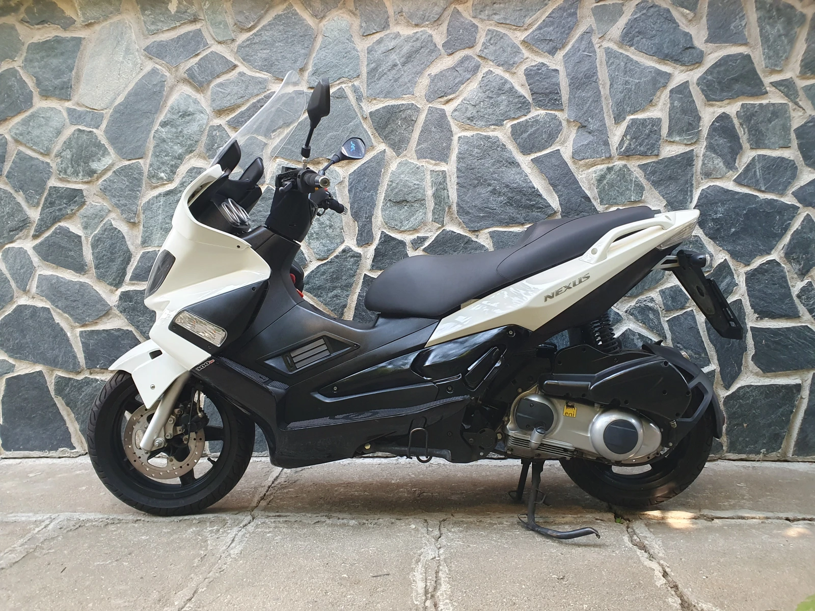 Gilera Nexus 300i 2011 година
