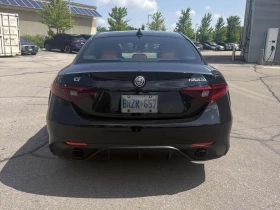 Alfa Romeo Giulia Veloce/ПОДГРЕВ НА ВОЛАНА/ПАНОРАМА/КЕYLESS/CARFAX, снимка 5