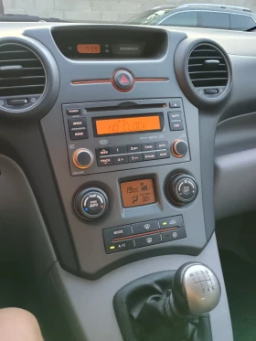 Kia Carens, снимка 10
