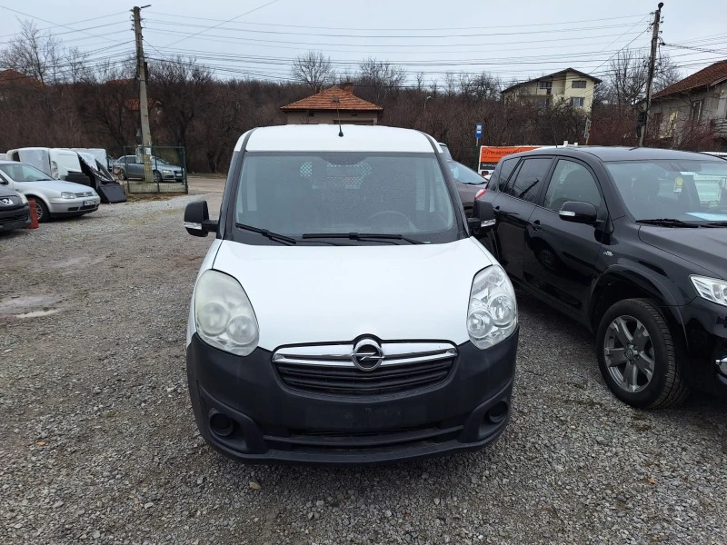 Opel Combo 1.6mjet, снимка 2 - Автомобили и джипове - 43641157