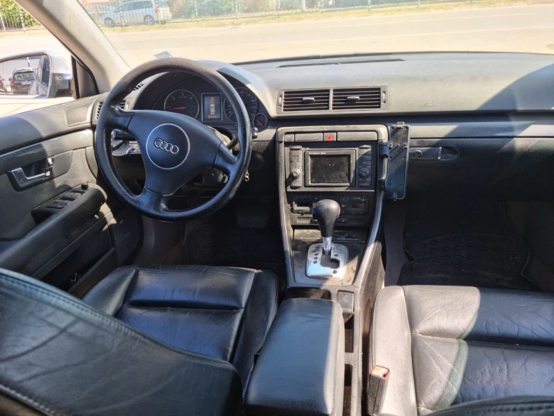 Audi A4, снимка 8 - Автомобили и джипове - 46261645