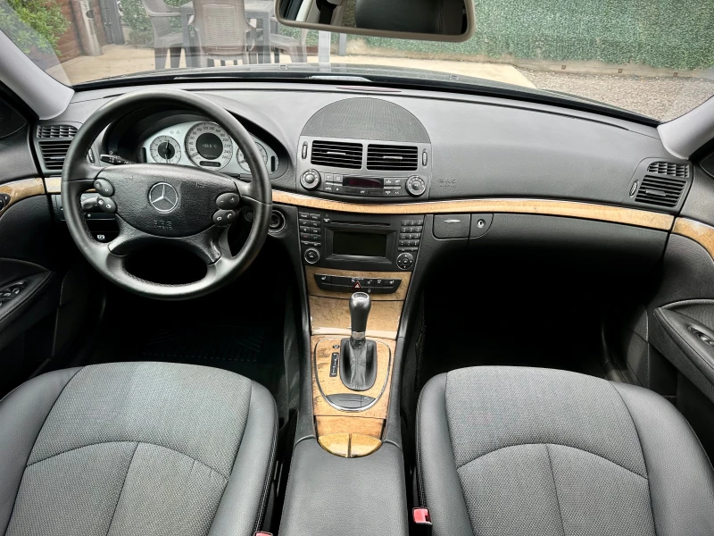 Mercedes-Benz E 200 Kompressor* Facelift* Avantgarde, снимка 10 - Автомобили и джипове - 47283279