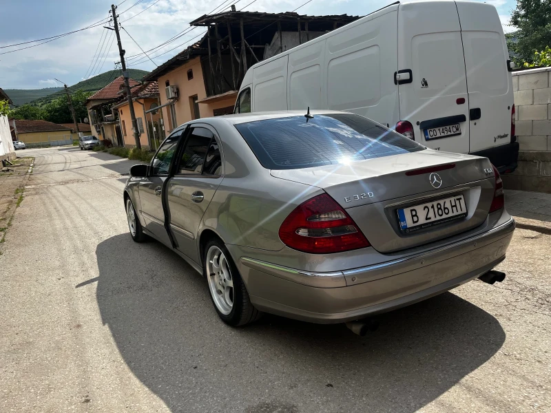 Mercedes-Benz E 320 3.2, снимка 6 - Автомобили и джипове - 47292760