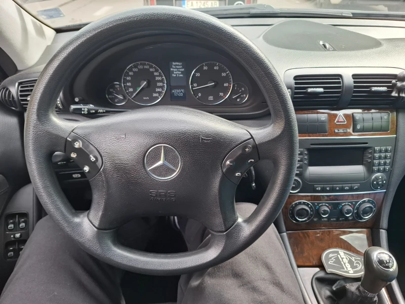 Mercedes-Benz C 180 Газ/Бензин , снимка 8 - Автомобили и джипове - 50450304