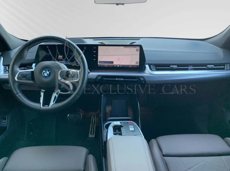 BMW iX2 eDRIVE 20* M-SPORT* PANORAMA* HUD* 360* , снимка 6 - Автомобили и джипове - 51352751