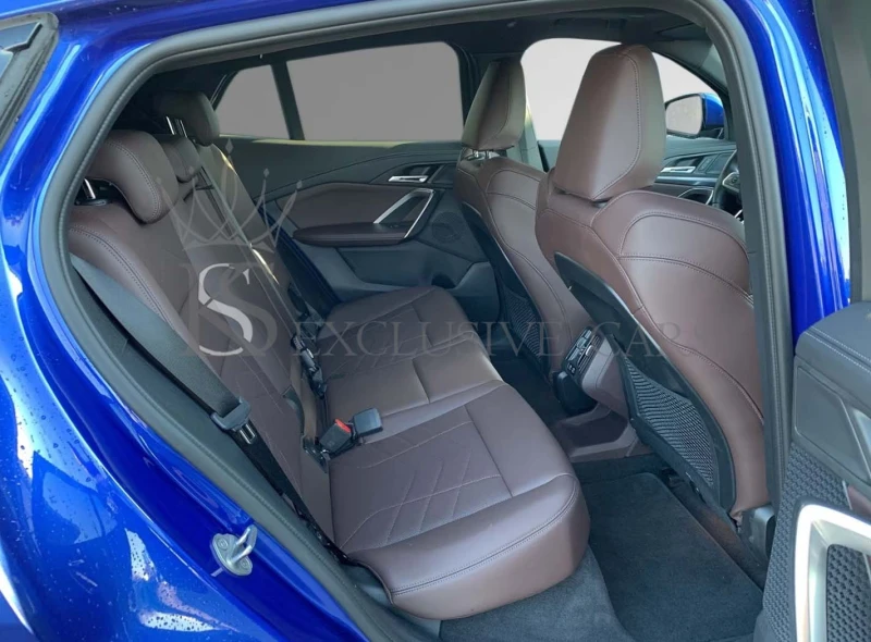 BMW iX2 eDRIVE 20* M-SPORT* PANORAMA* HUD* 360* , снимка 8 - Автомобили и джипове - 51352751