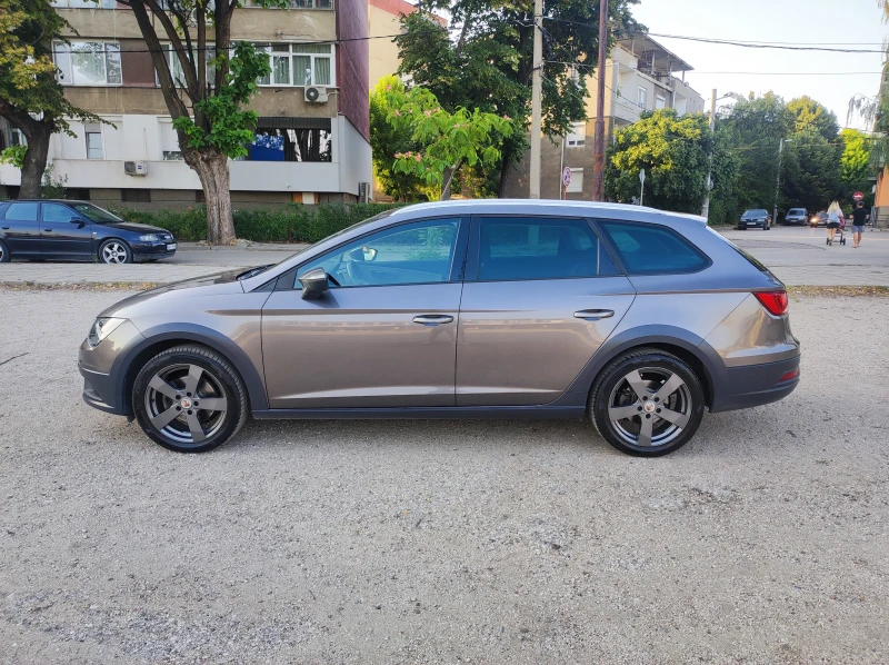 Seat Leon X-perience 2.0TDi 150к.с. 4x4 euro6 149000km, снимка 3 - Автомобили и джипове - 51375549