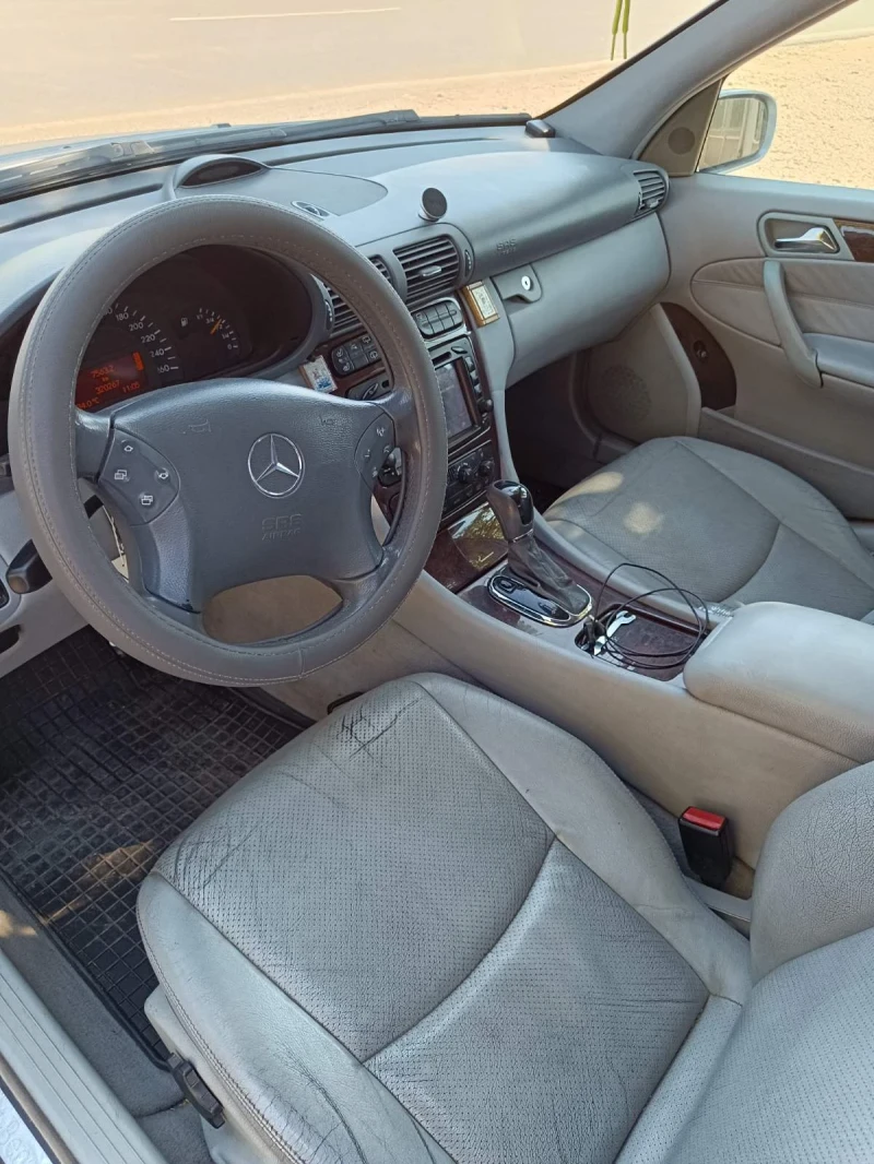 Mercedes-Benz C 270, снимка 2 - Автомобили и джипове - 52352602