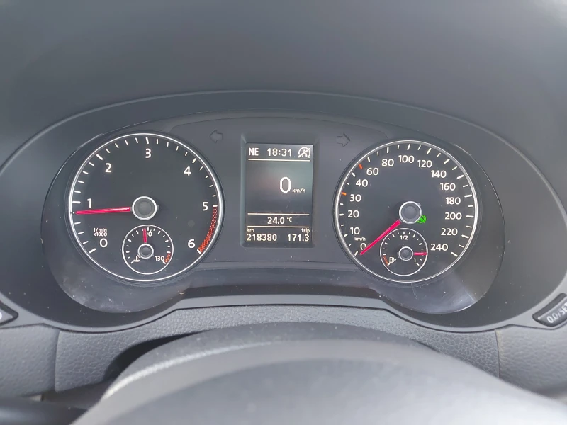 VW Sharan 2.0 TDI* 177 К.С.* АВТОМАТИК* HIGHLINE* FULL EXTRI, снимка 12 - Автомобили и джипове - 51722048