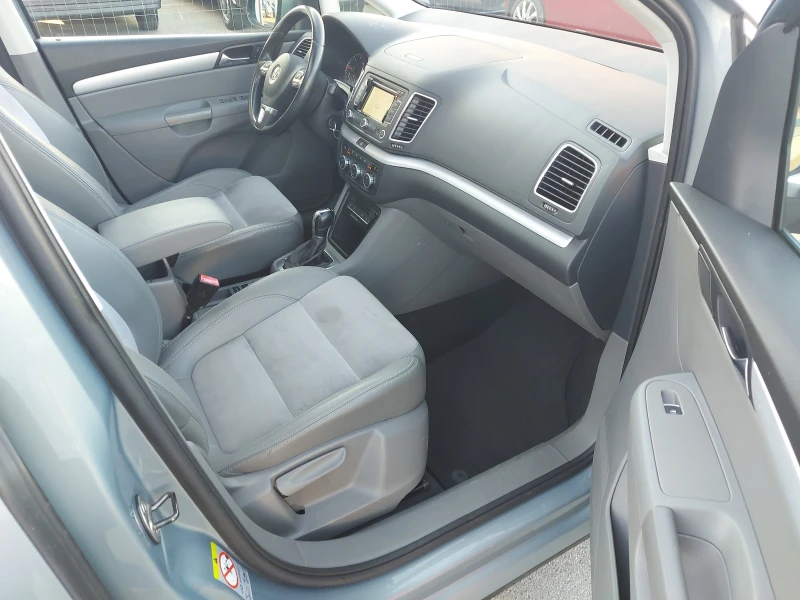 VW Sharan 2.0 TDI* 177 К.С.* АВТОМАТИК* HIGHLINE* FULL EXTRI, снимка 10 - Автомобили и джипове - 51722048