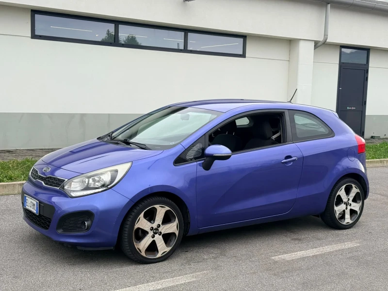 Kia Rio 1.1CRDI, снимка 7 - Автомобили и джипове - 53541369