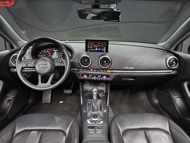 Audi A3 2.0 TFSI, снимка 7 - Автомобили и джипове - 54135543