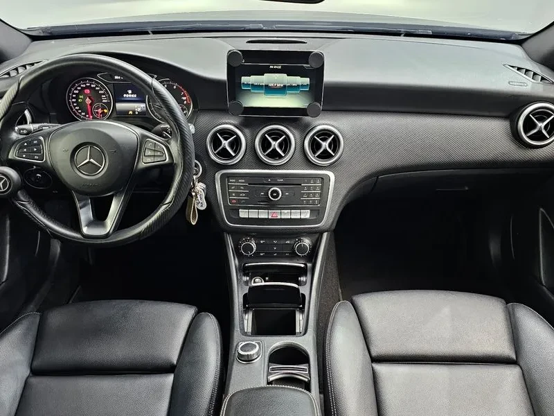 Mercedes-Benz A 220 W176, снимка 7 - Автомобили и джипове - 55884248