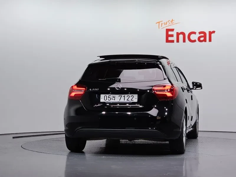 Mercedes-Benz A 220 W176, снимка 4 - Автомобили и джипове - 55884248