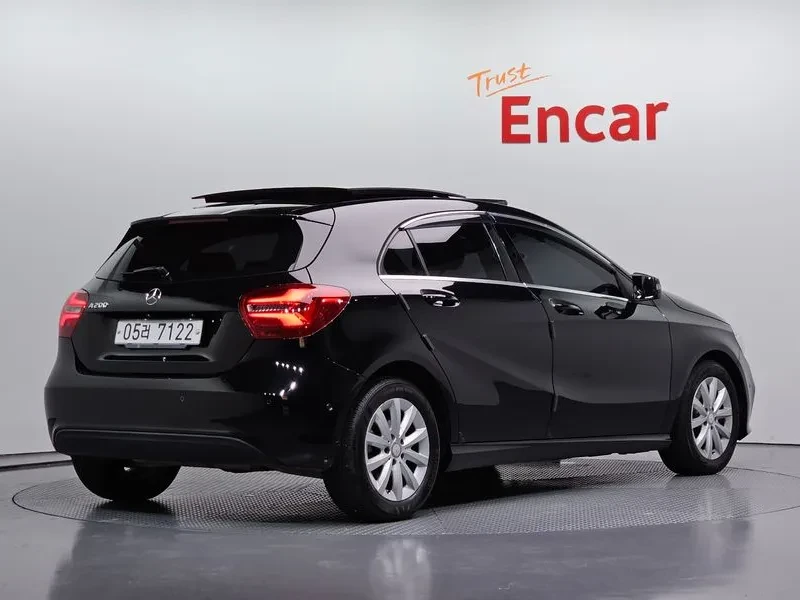 Mercedes-Benz A 220 W176, снимка 2 - Автомобили и джипове - 55884248
