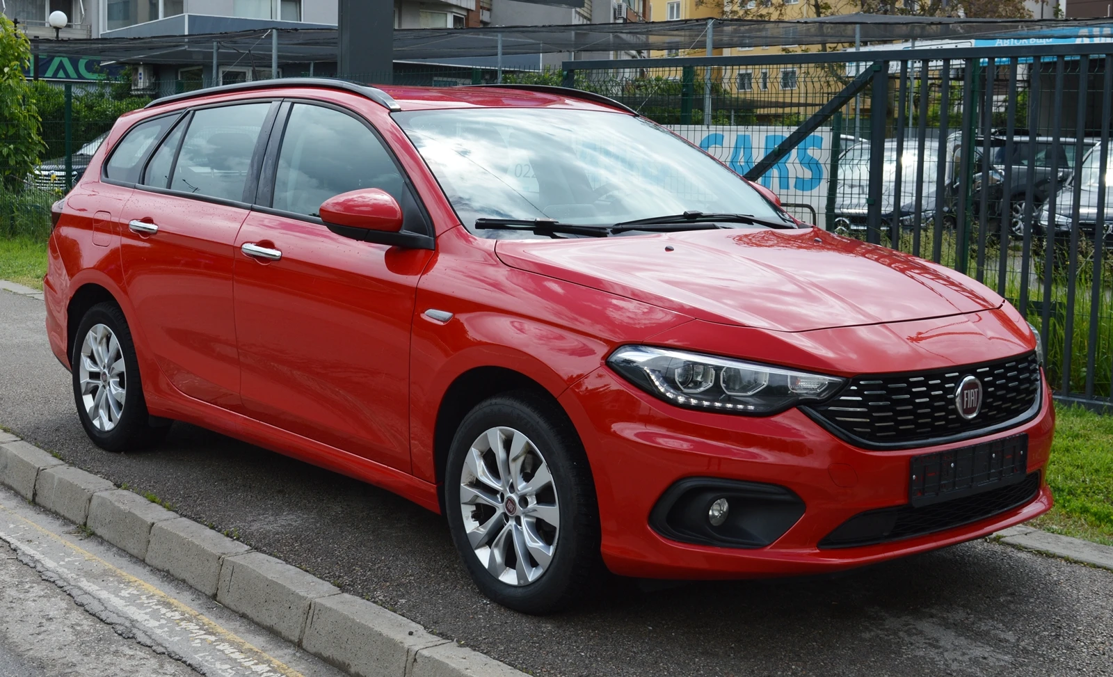 Fiat Tipo 1.6 JTD SW AUTOMAT FULL ШВЕЙЦАРИЯ - изображение 3