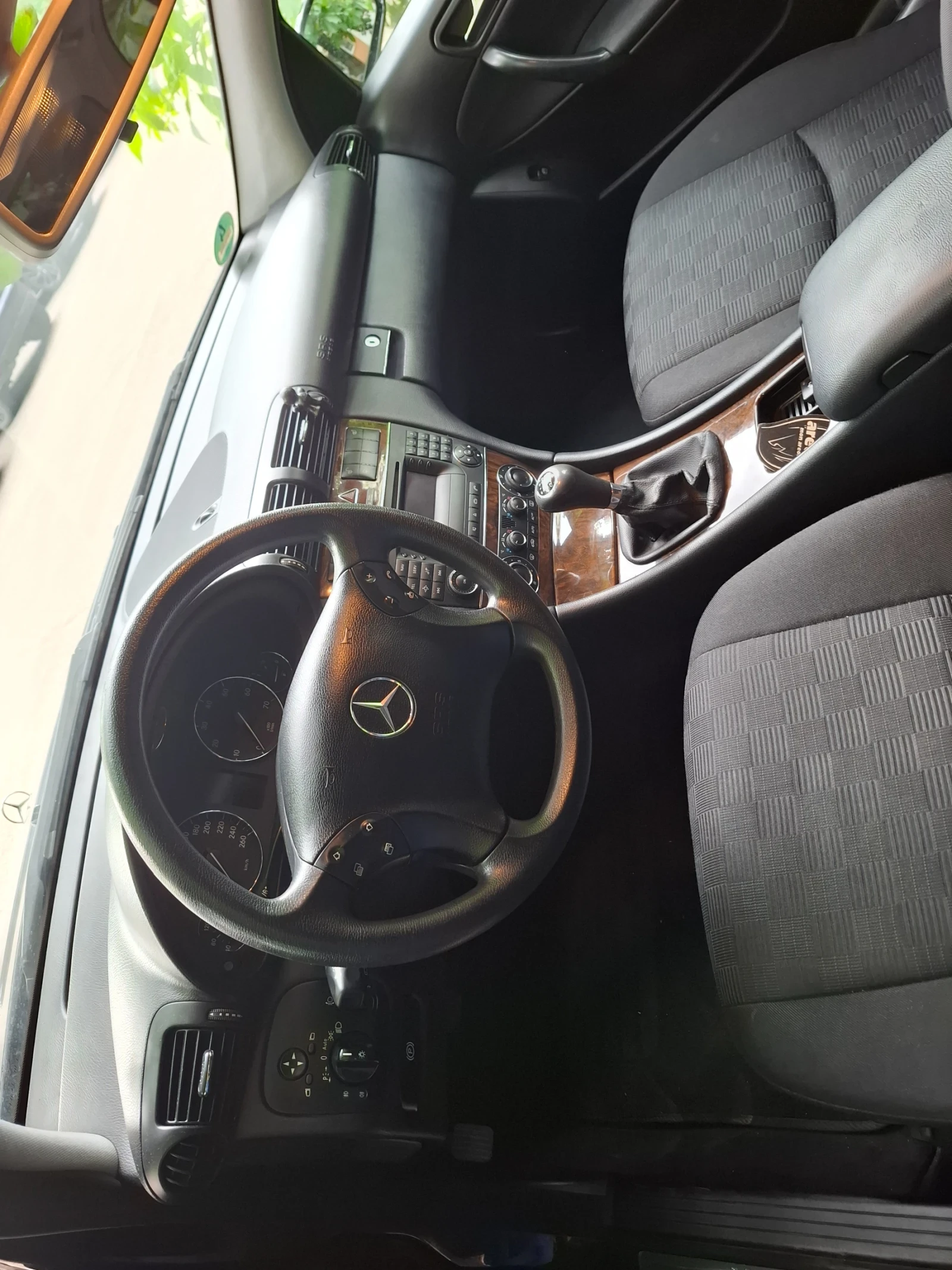 Mercedes-Benz C 180 Газ/бензин  - изображение 6
