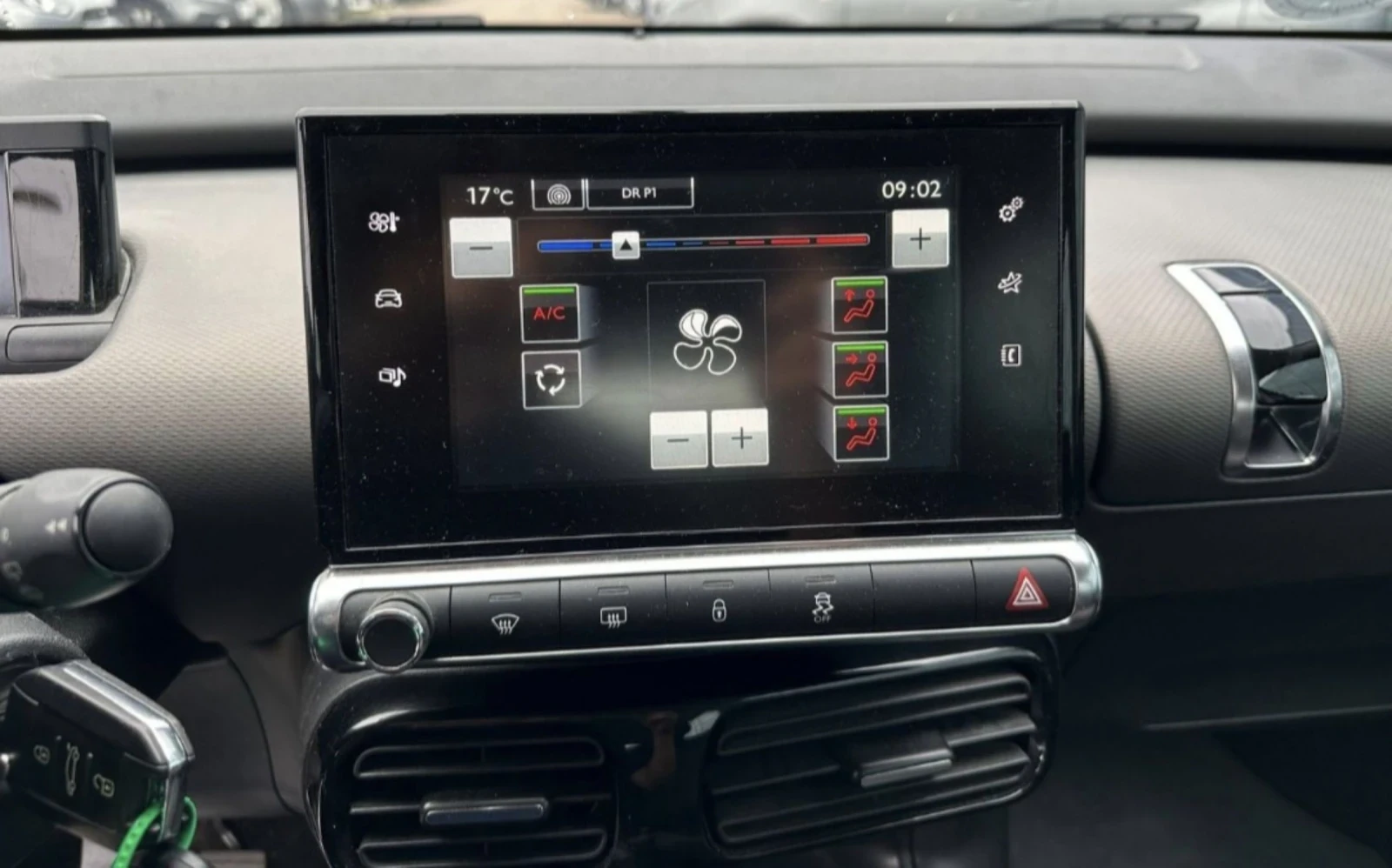 Citroen C4 Cactus 1.6 HDI 99HP  - изображение 10