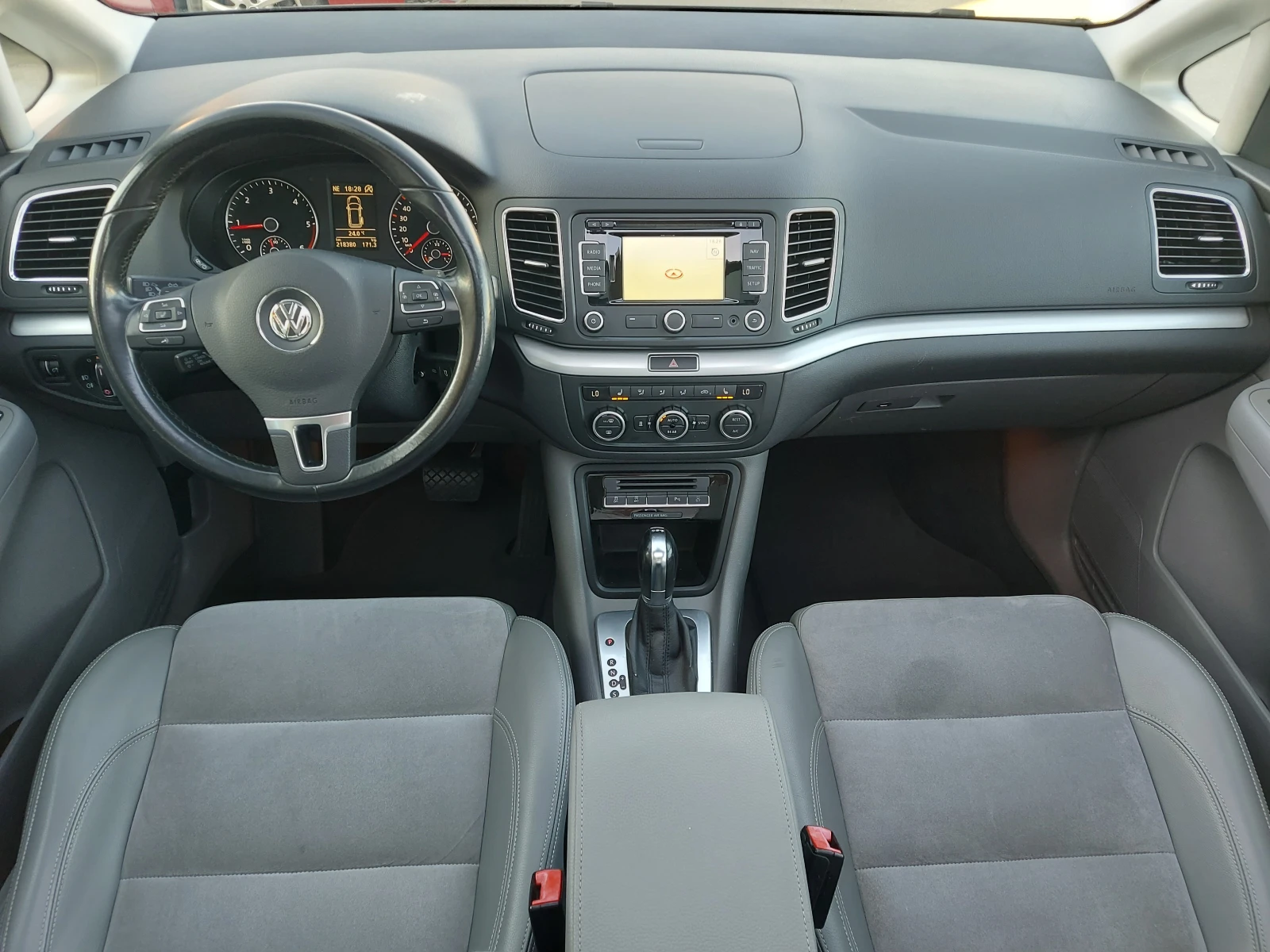 VW Sharan 2.0 TDI* 177 К.С.* АВТОМАТИК* HIGHLINE* FULL EXTRI - изображение 9