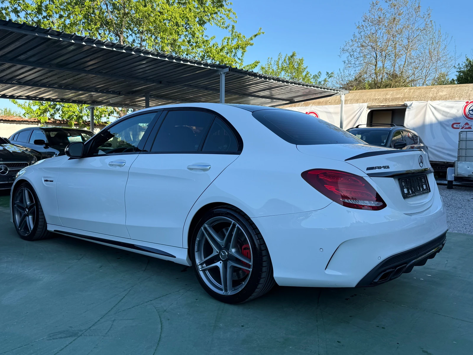 Mercedes-Benz C 63 AMG S - изображение 6