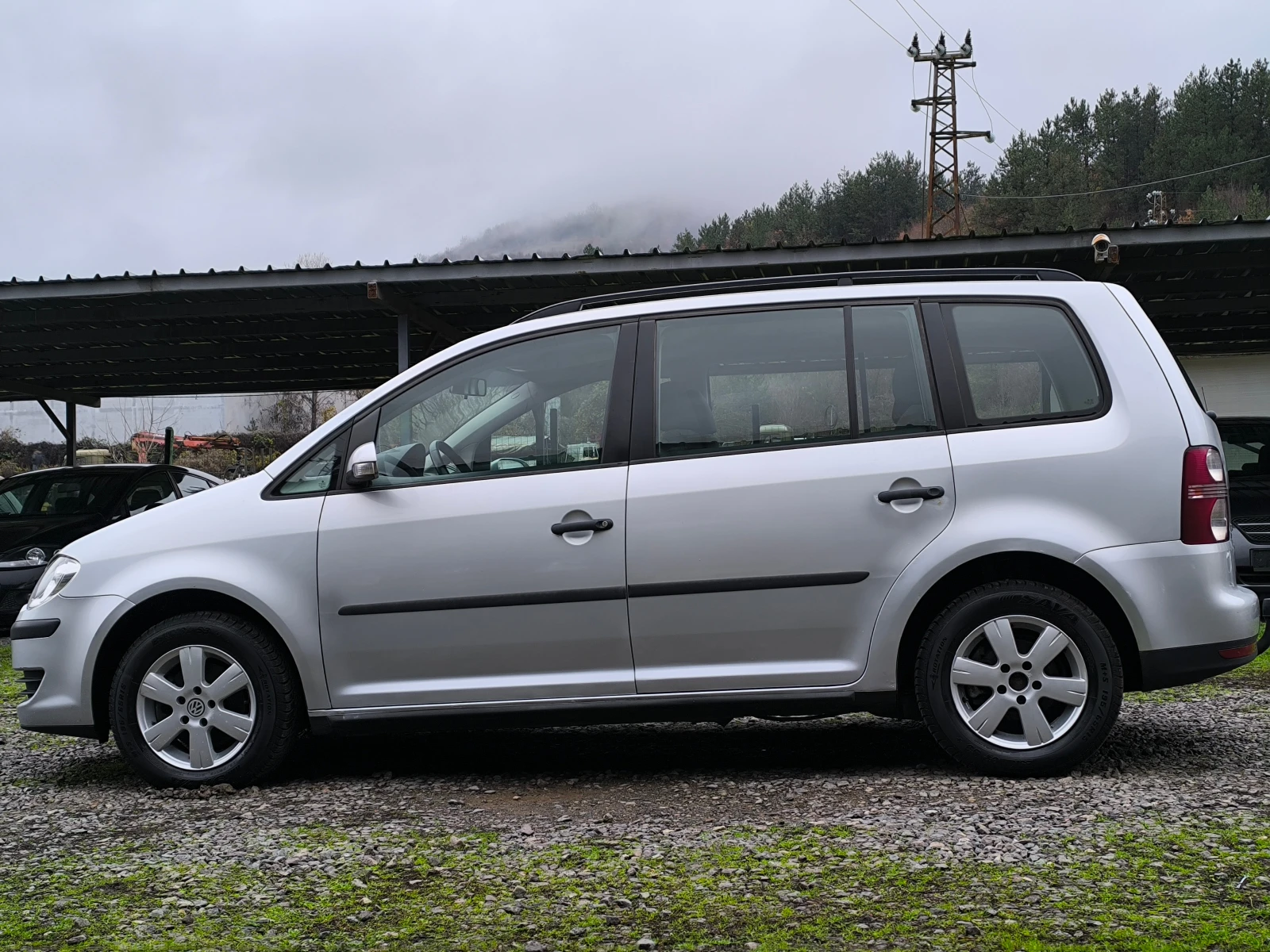 VW Touran FACE LIFT-1.9TDI-105кс-6 скорости-КЛИМАТРОНИК- - изображение 6