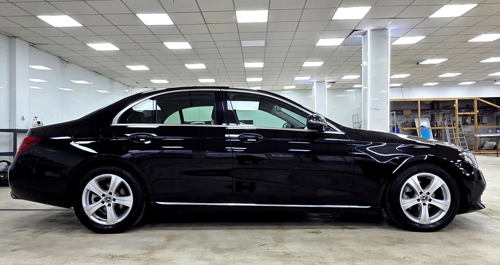 Mercedes-Benz E 220 12.2018/9G/Ambient/194 к.с. - изображение 2