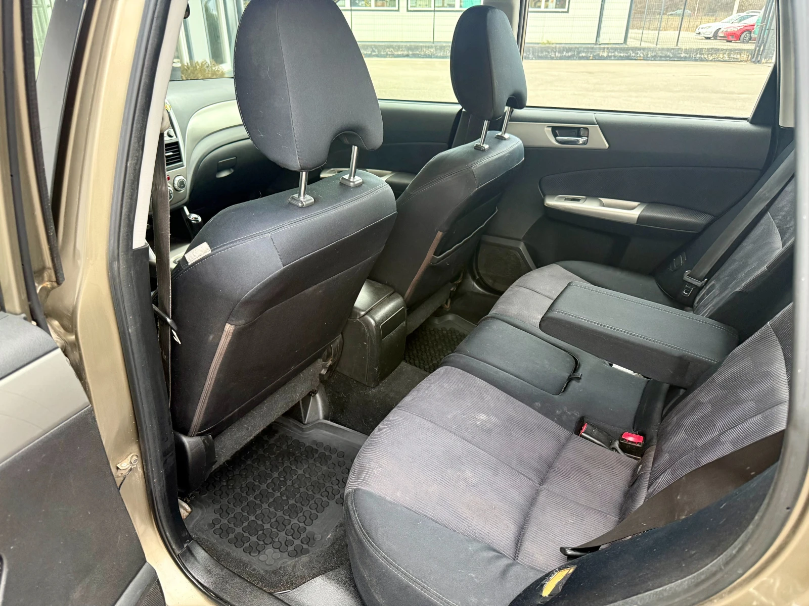 Subaru Forester 2.0R LPG - изображение 8