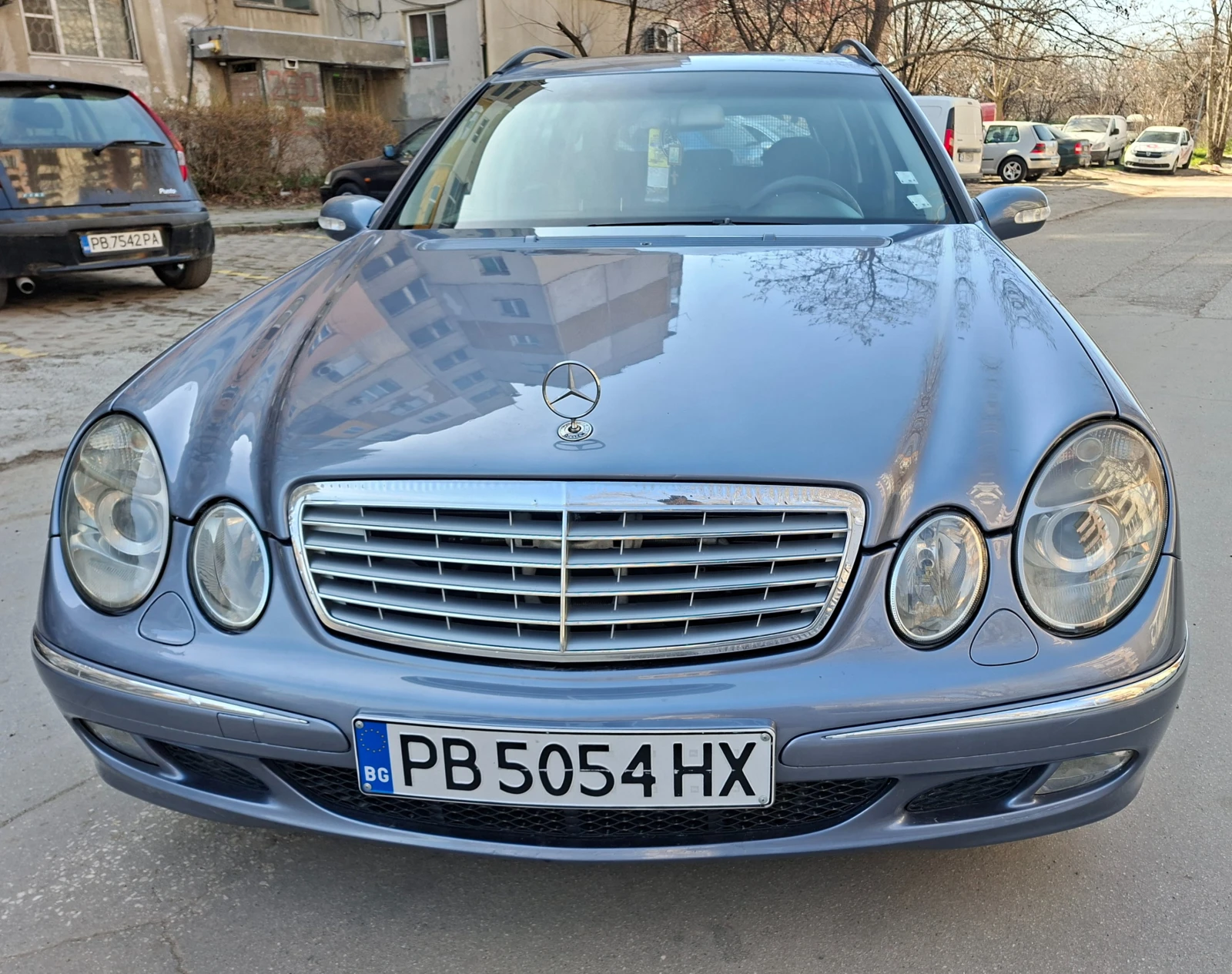 Mercedes-Benz E 320 CDI автоматик Редови, снимка 5 - Автомобили и джипове - 53755454