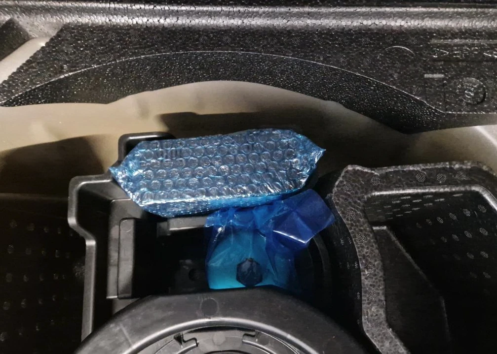 Peugeot 208 1.2 PureTech LED Klima, снимка 10 - Автомобили и джипове - 53861206