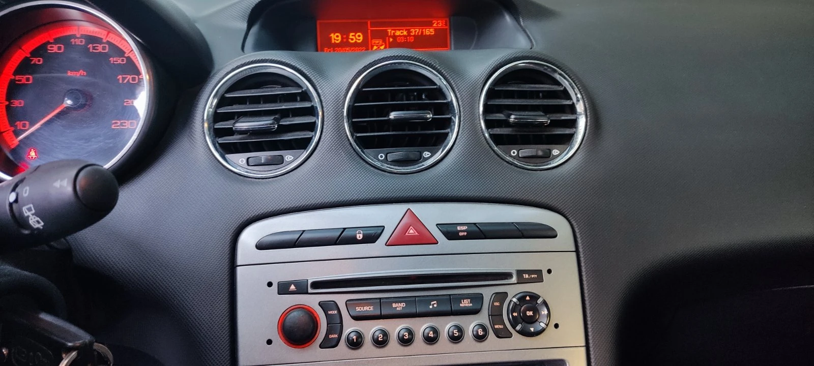 Peugeot 308 sw, снимка 2 - Автомобили и джипове - 54159312