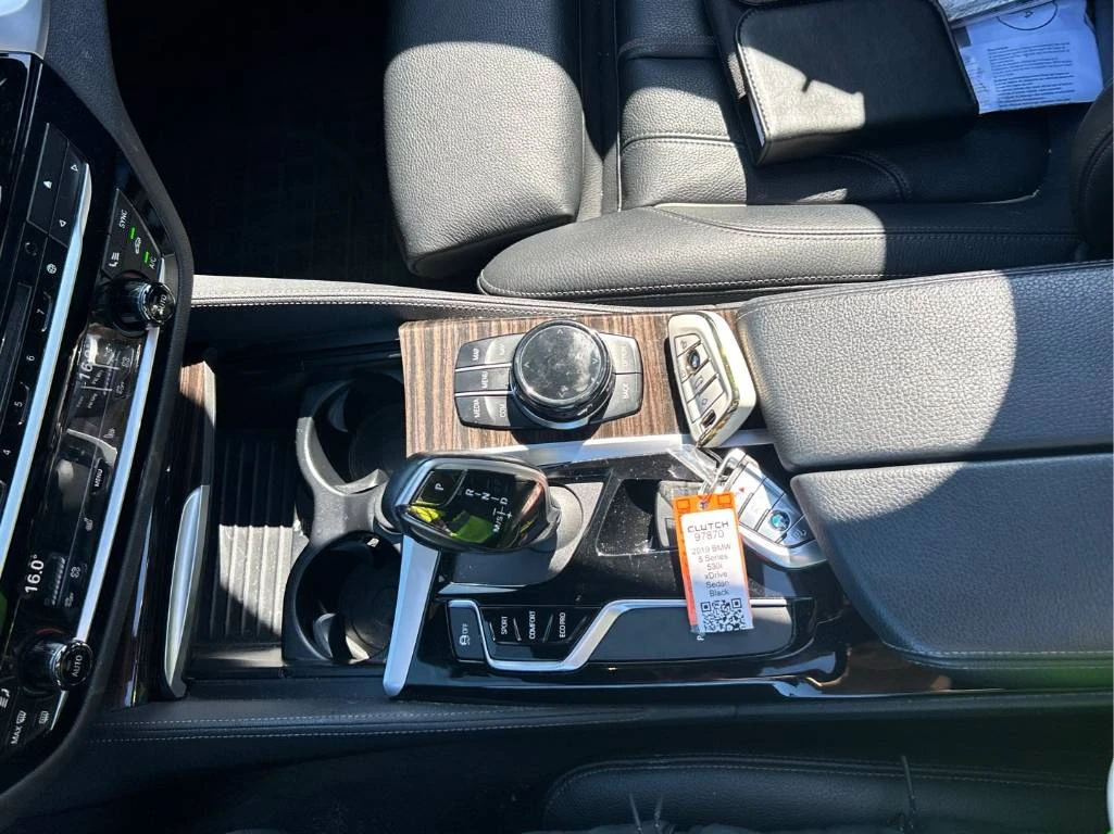 BMW 530 CARFAX* M-PACK * HEAD-UP * DISTRONIC | Mobile.bg � ����������� 10